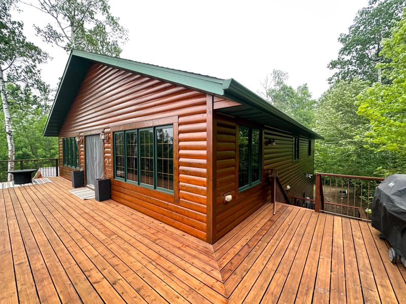 Log Home Refinishing