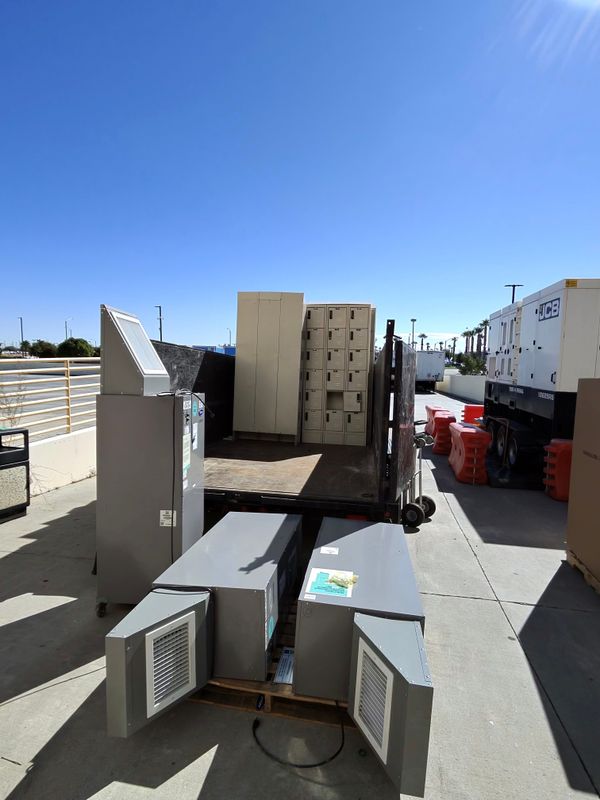 Warehouse clean out in Palmdale CA