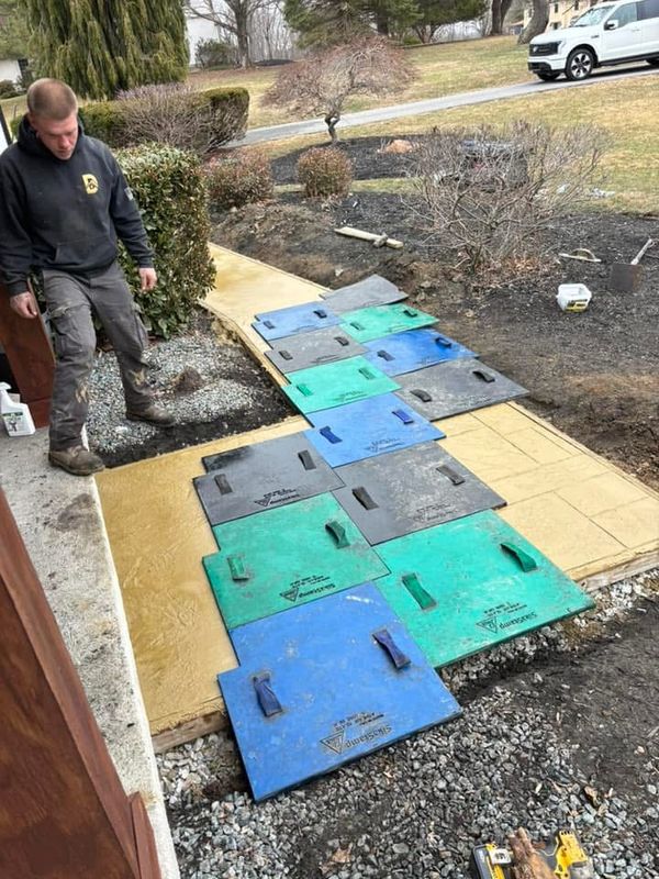 Sidewalk & curb install