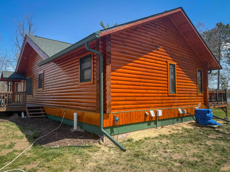 Log Home Refinishing