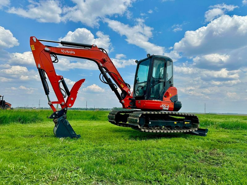 Mini excavator for rent
