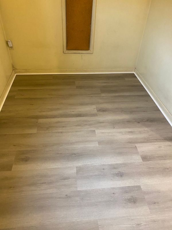 Vinyl and Laminate Flooring