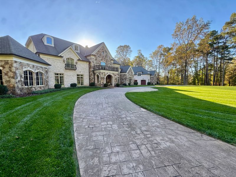 Residential Full Service Maintenance