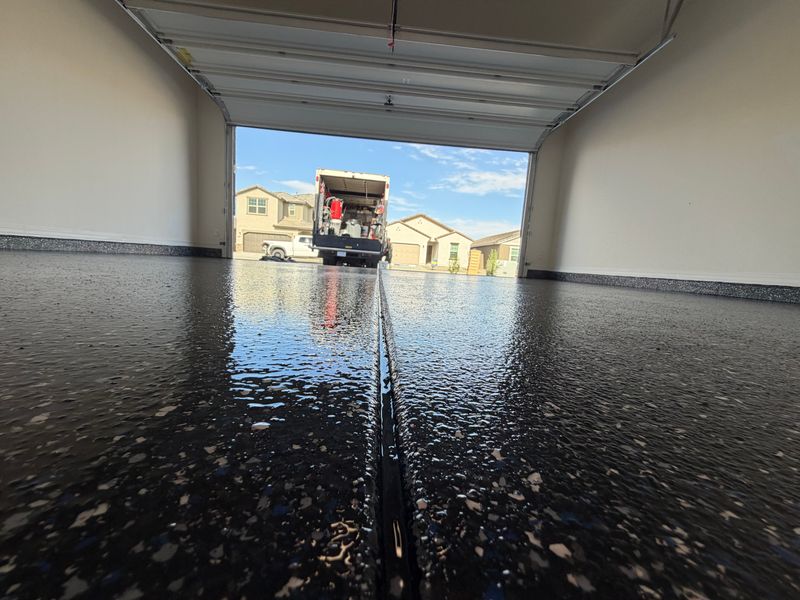 Polyaspartic & Epoxy Garages