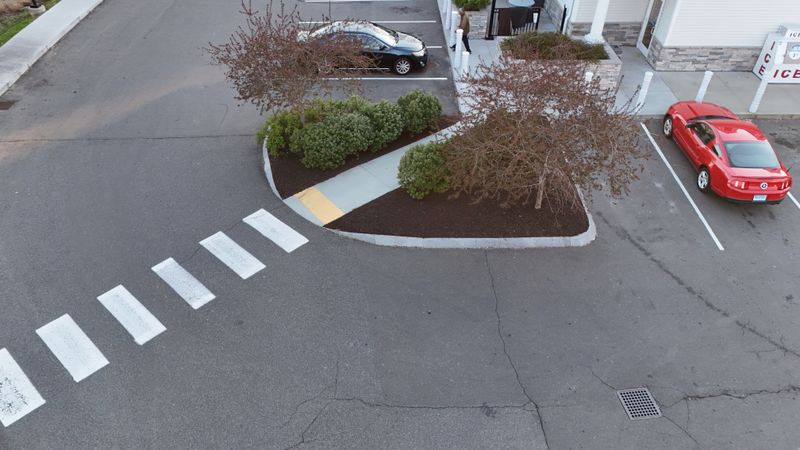 Commercial Landscape Maintenance gallery