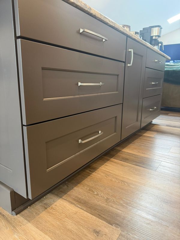Kitchen and Cabinet Refinishing