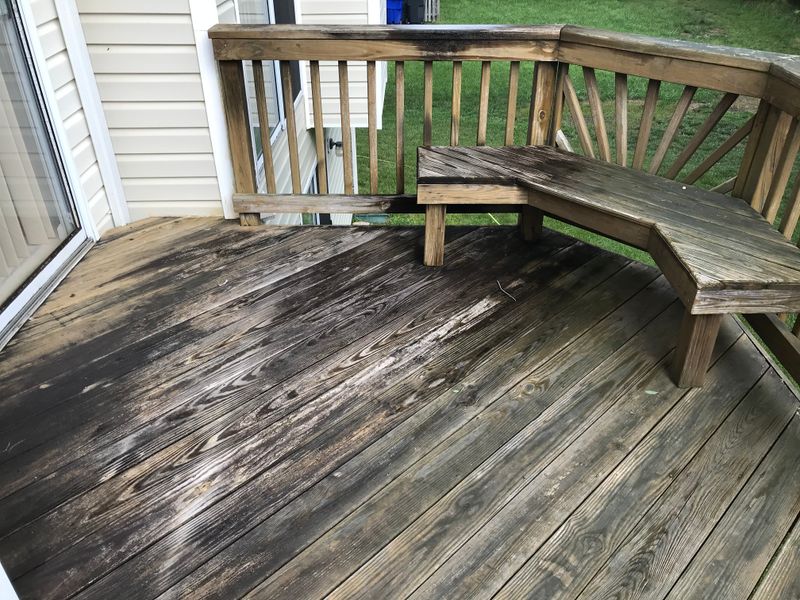 Deck Staining and Sealing