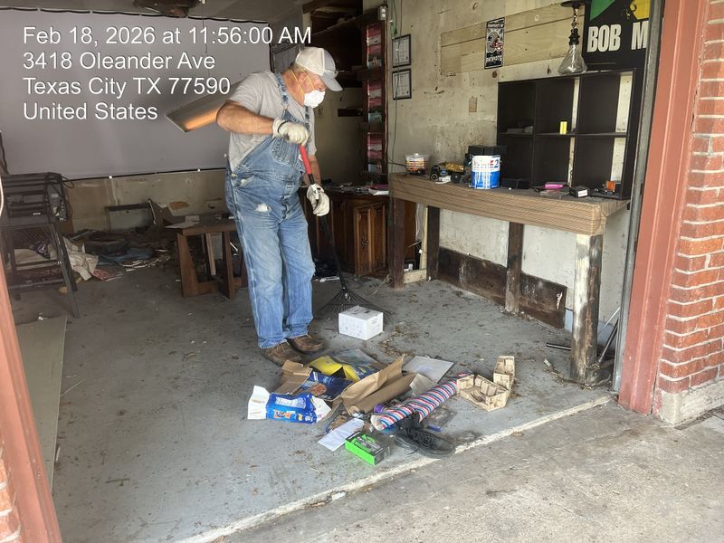 Trash-Outs, Debris & Special Waste Removal
