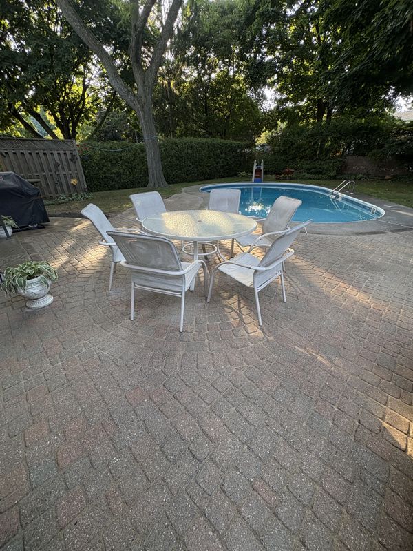 Interlock Pressure Washing & Re-Sanding
