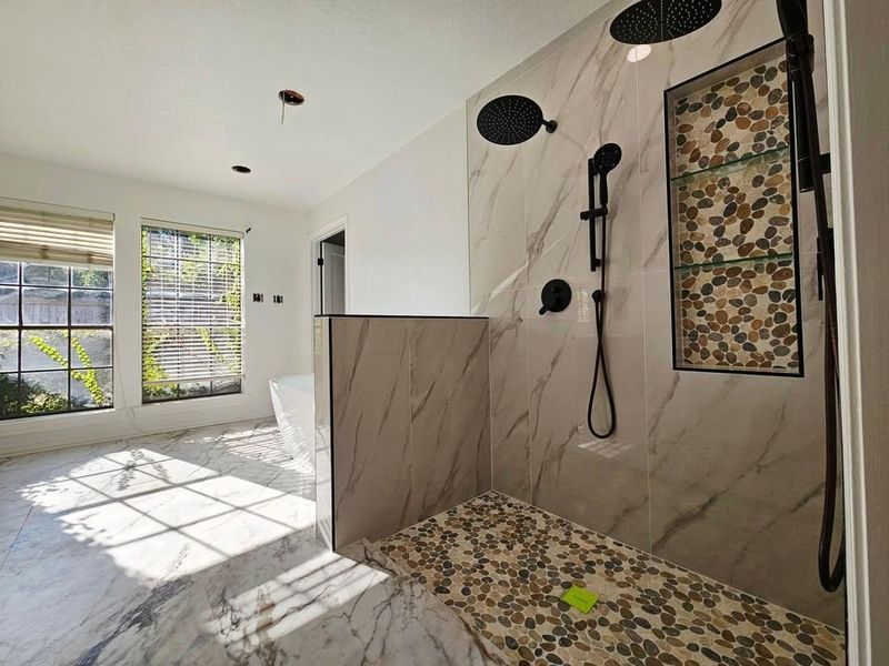 Custom Walk-In Showers
