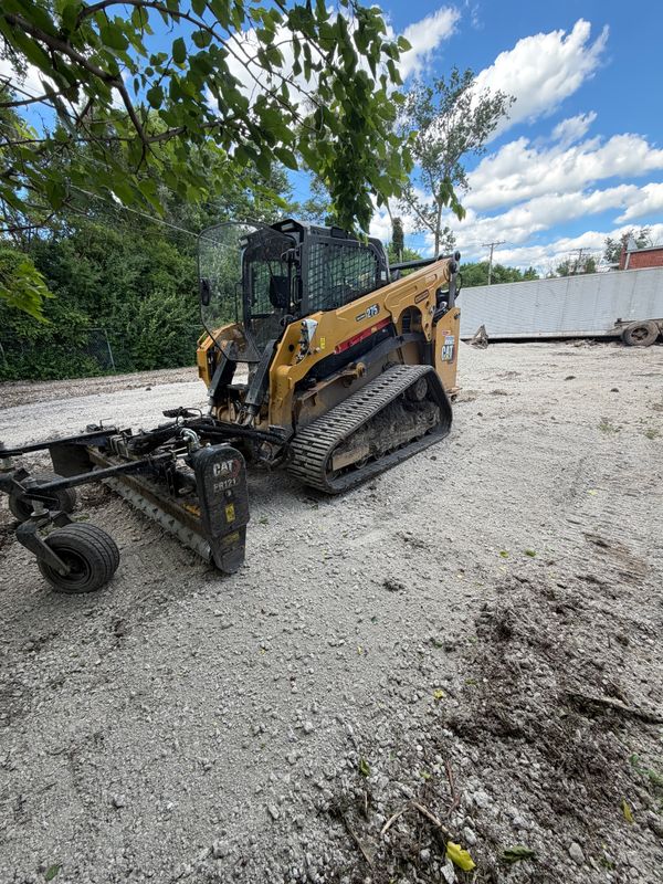 Gravel Driveways & Parking Lot