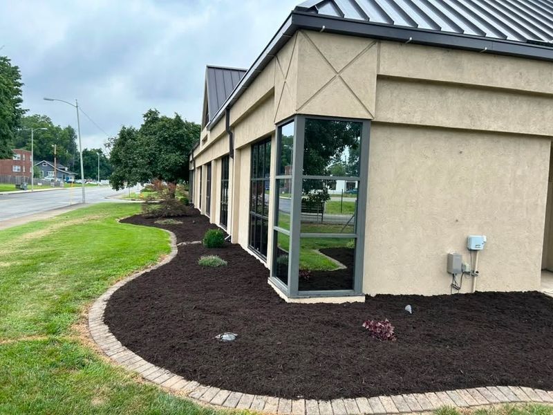 Rock & Mulch Installation