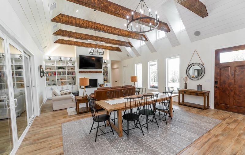 Living/Dining Room