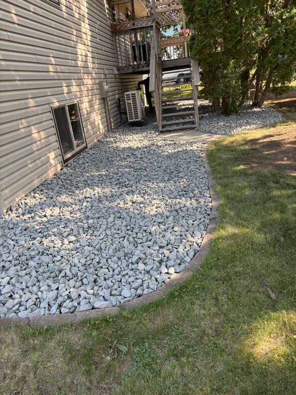 Rock & Mulch Installation