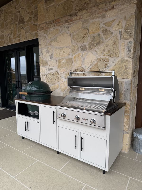 Outdoor Kitchen Construction