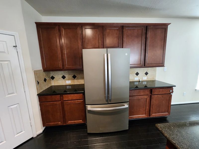 Cabinet Refinishing