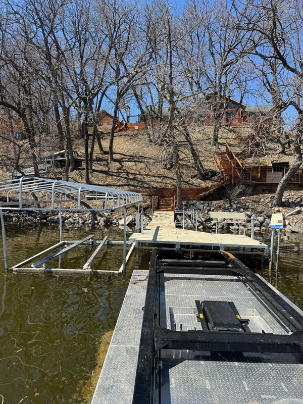 Dock installation / Removal