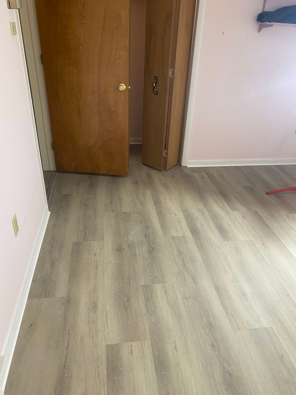 Vinyl and Laminate Flooring