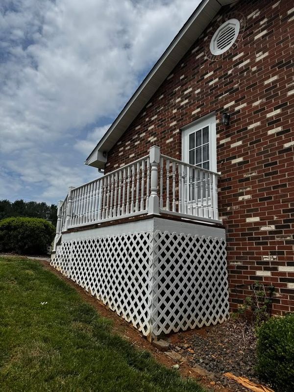 Deck and Patio Wash