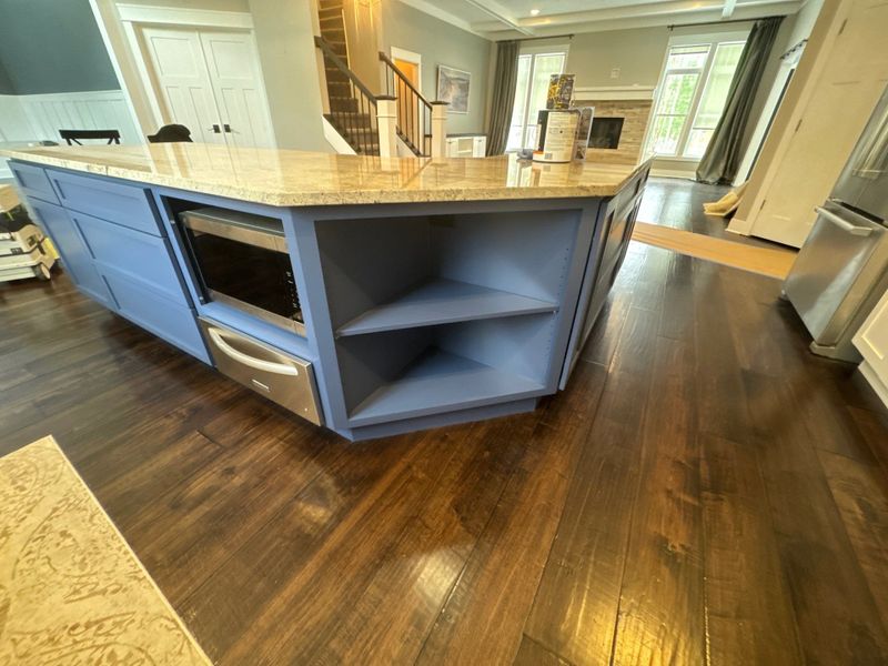 Kitchen and Cabinet Refinishing