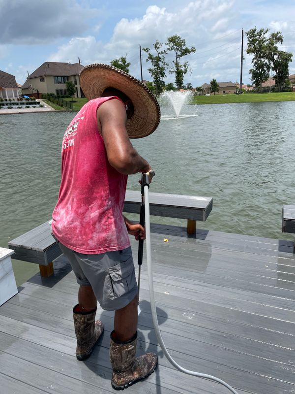 Fence & Deck Cleaning