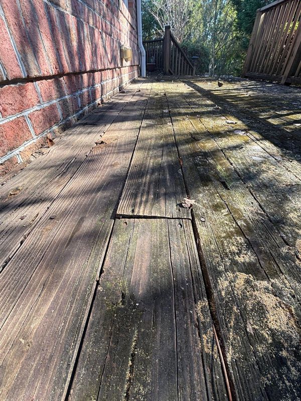 Deck & Patio Cleaning