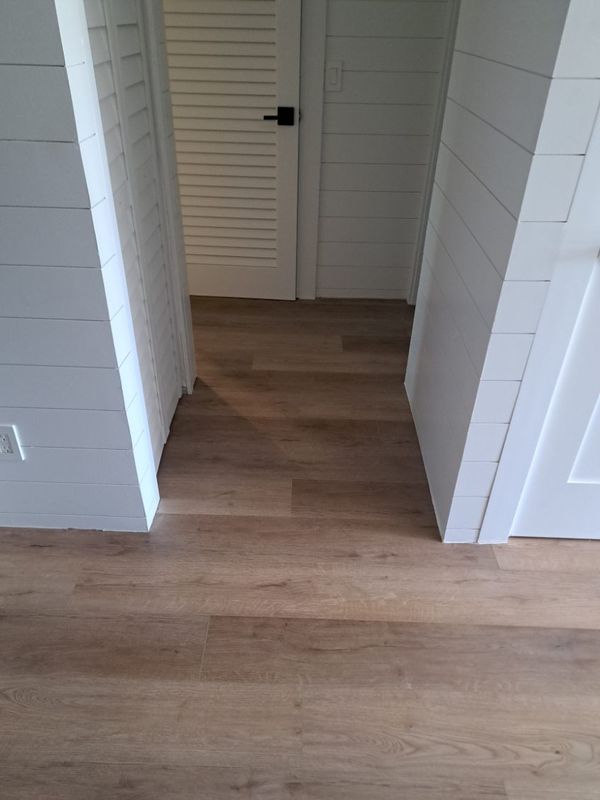  Hardwood Floor Cleaning