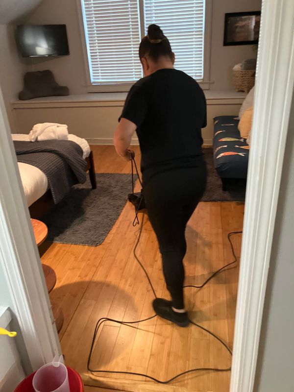 Move In / Move Out Cleaning
