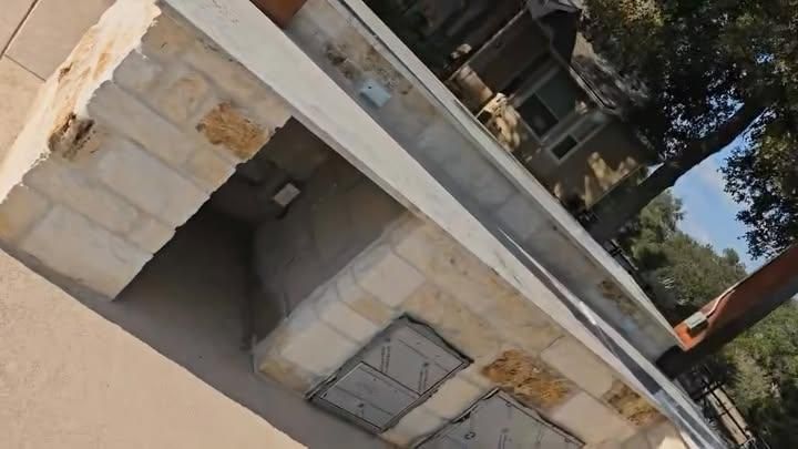 Brick/Stone Columns