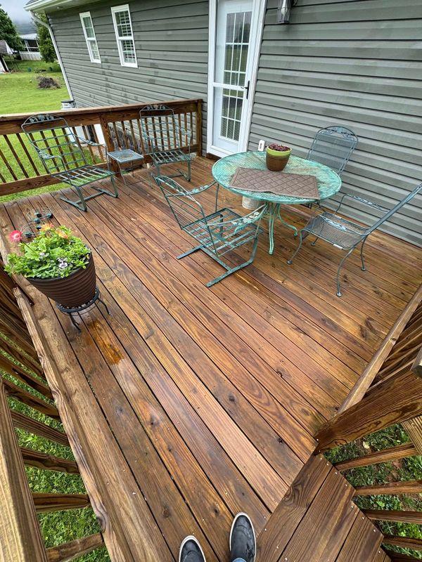Deck and Patio Cleaning