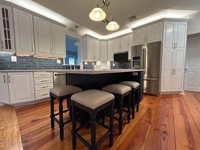 Kitchen and Cabinet Refinishing