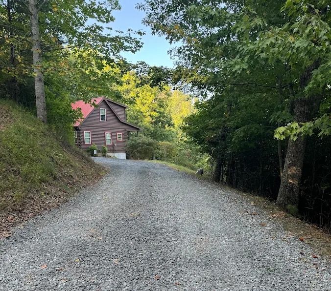 Gravel Driveway Laying