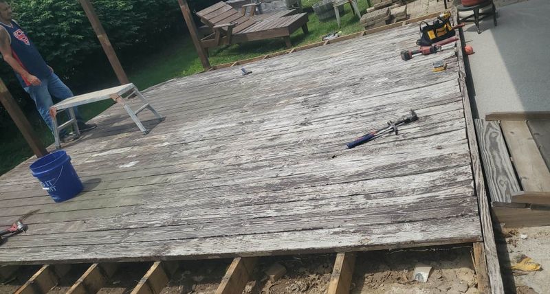 Queen's Deck