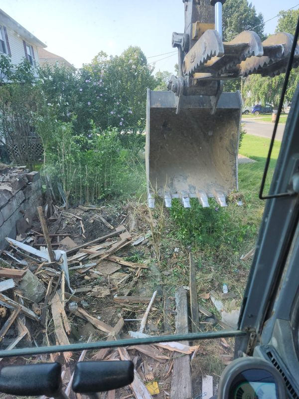 Land Clearing & Demolition