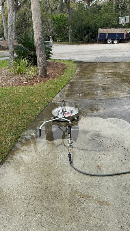 Driveway and Sidewalk Cleaning