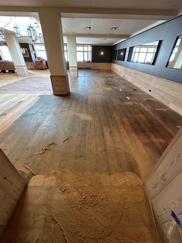 Hardwood Refinishing