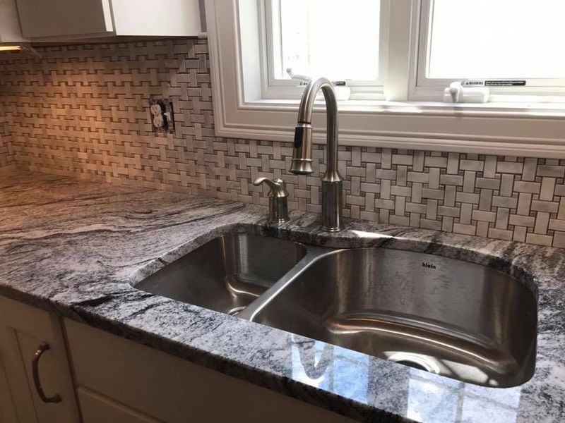 Kitchen Backsplash Installation