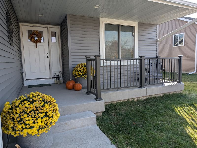 Porch & Patio