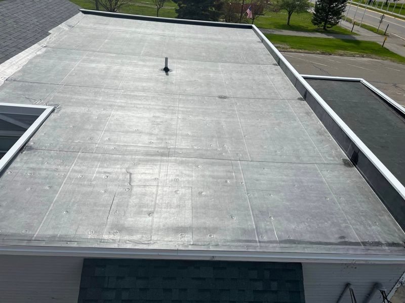 Low Slope rubber Roofing Installation
