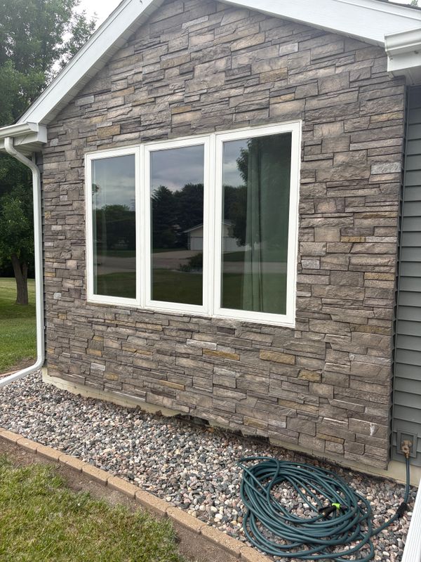 Exterior Stone Veneer