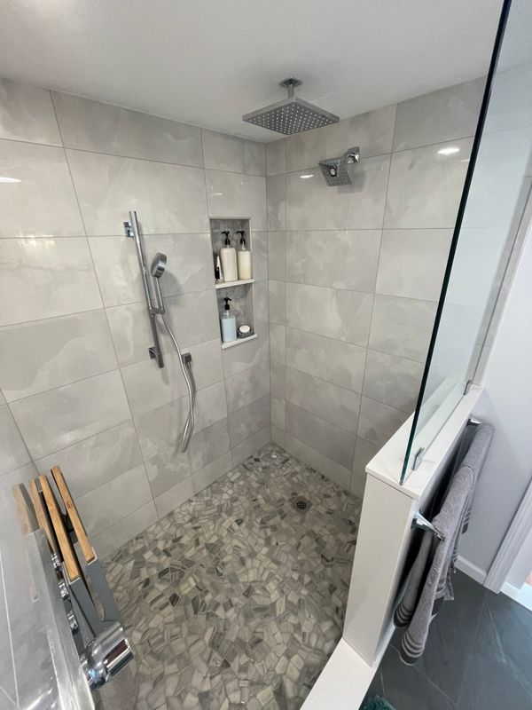 Kitchen & Bath