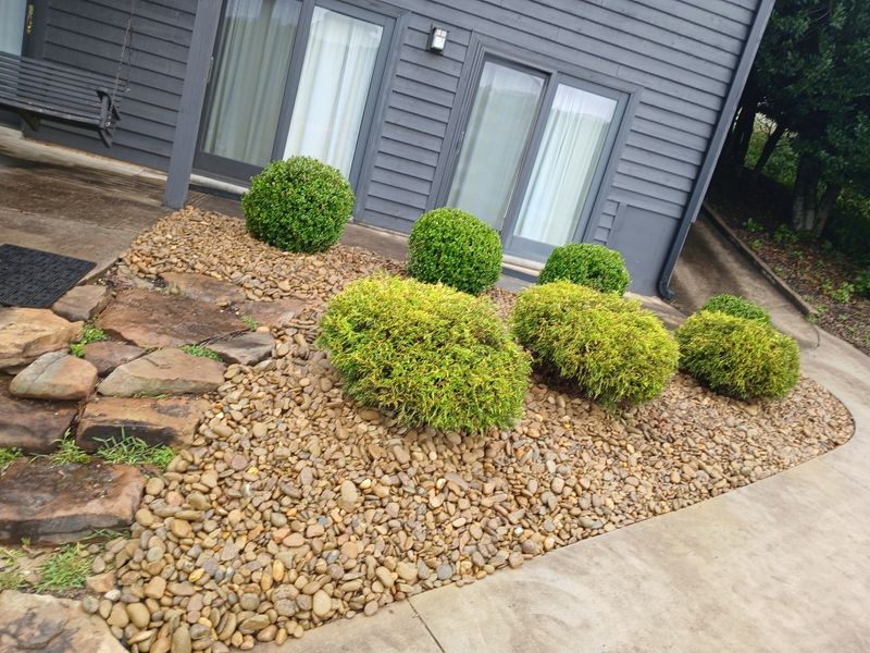 Natural Stone Hardscape