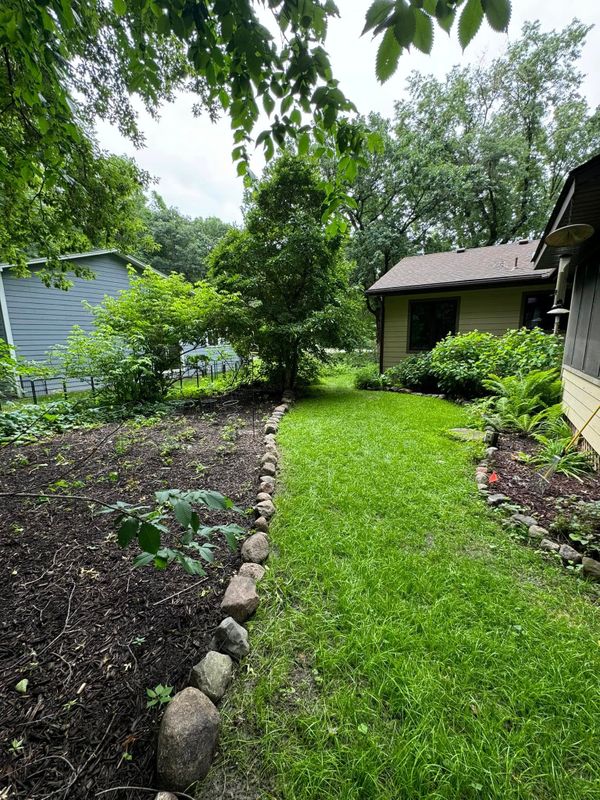 Mulch & Rock Beds