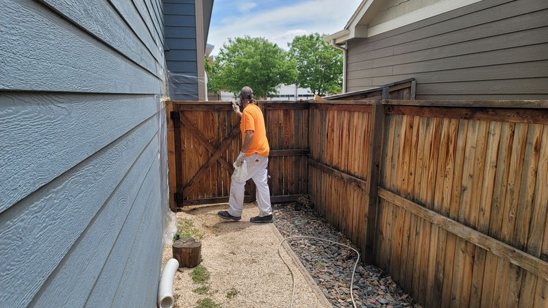 Stain & Sealer 