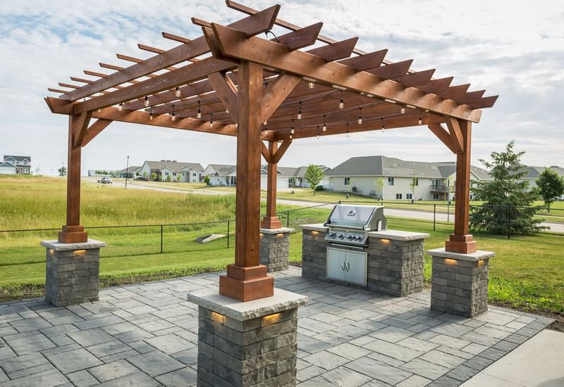 Outdoor Kitchens