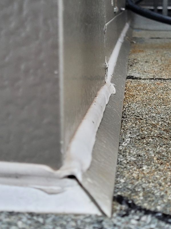 Toronto Triumph: Precision Roof Sealing & Enhanced Weatherproofing