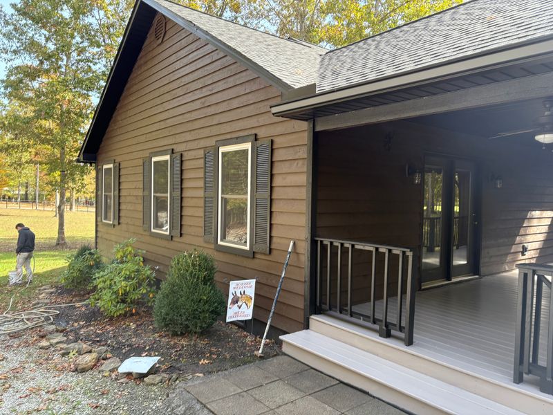 Log Home Staining