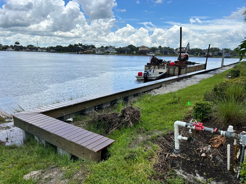 Seawall/ Retaining wall