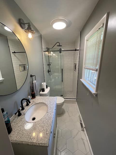 Bathroom Remodeling gallery