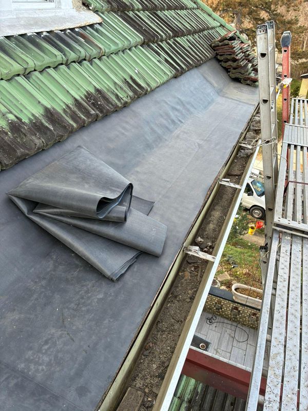 Low slope roofing services
